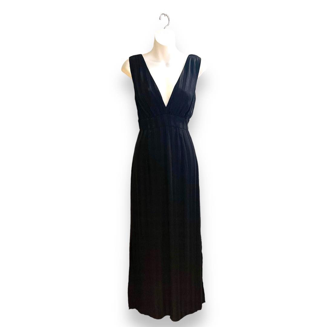 Va Va Voom Black Maxi Dress - Traffic People - At The Boutique Cirencester