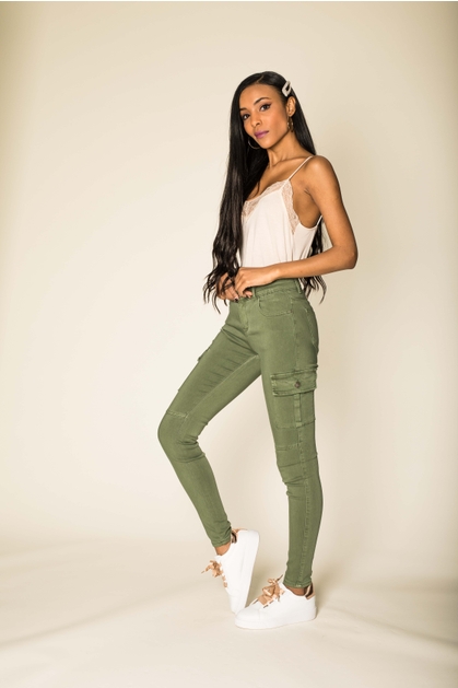 Light Khaki Stretch Cargo Pants - At The Boutique Cirencester