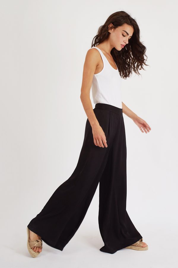 black evie trousers