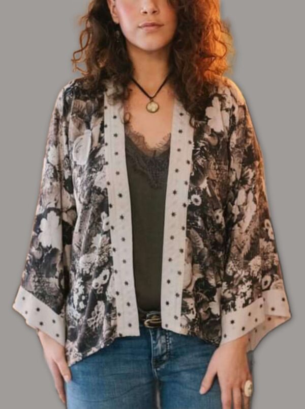 The Looking Glass Cropped Kimono front..