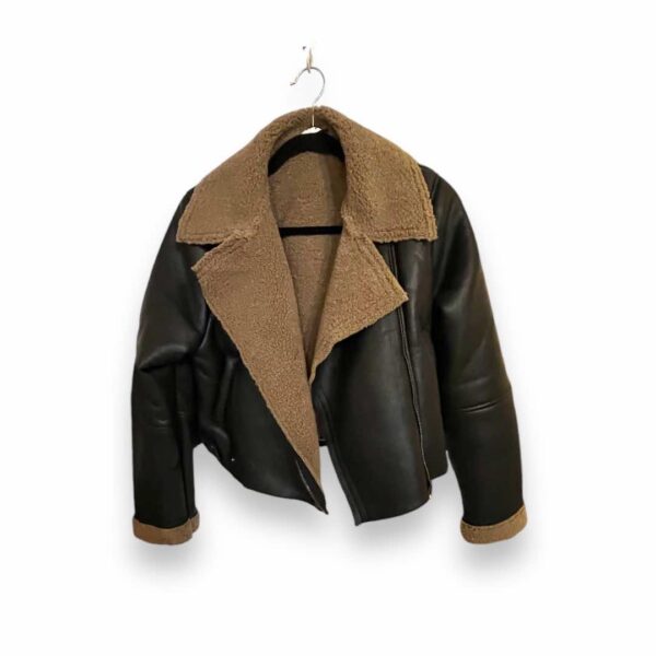 Black and Beige Cropped Sherpa Biker Jacket - Image 2