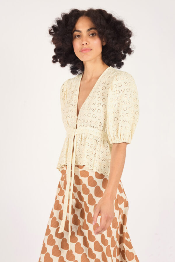 Nanas keepsake Margot Top side