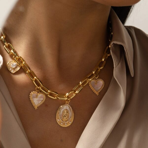 Heart Diamanté Chain Necklace model