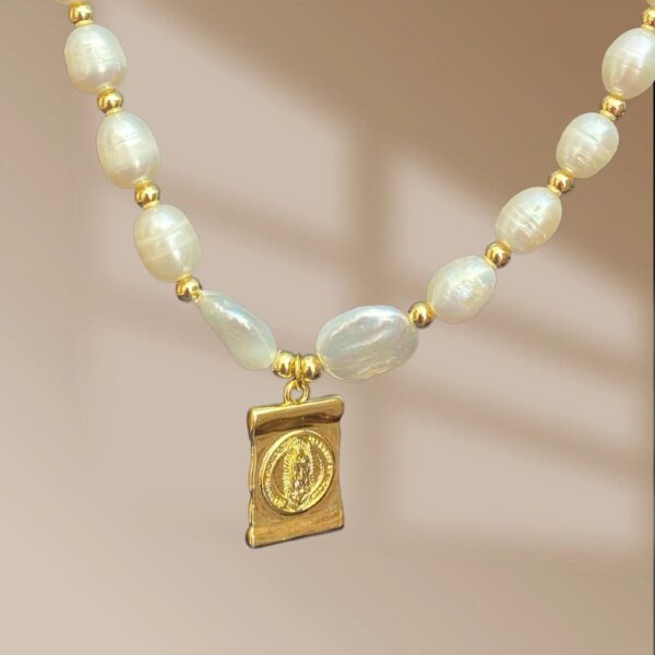 Pearl Pendant Necklace Gold Pendant