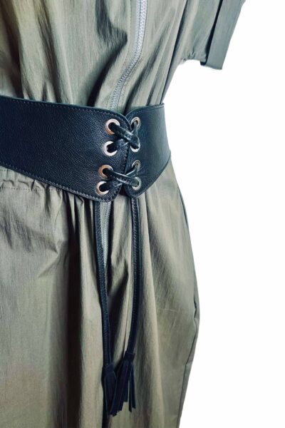 black corset belt..