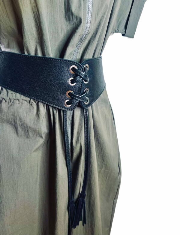black corset belt..